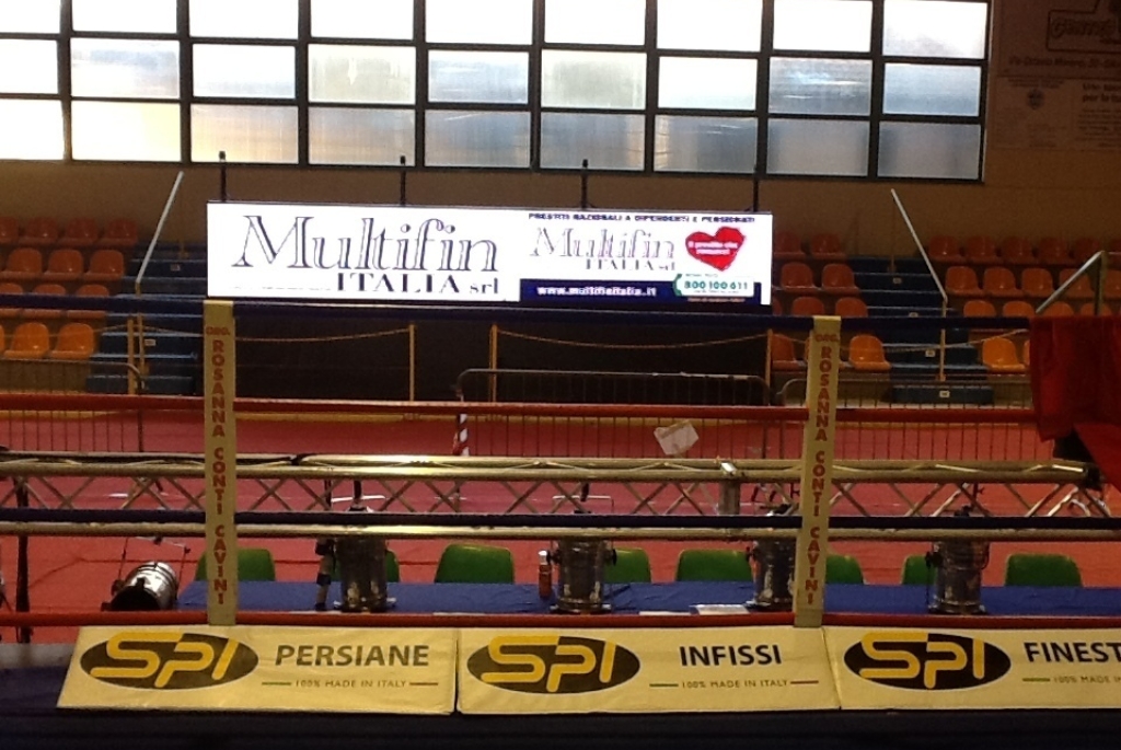 Installazione impianto luci campionato boxe (Trieste)